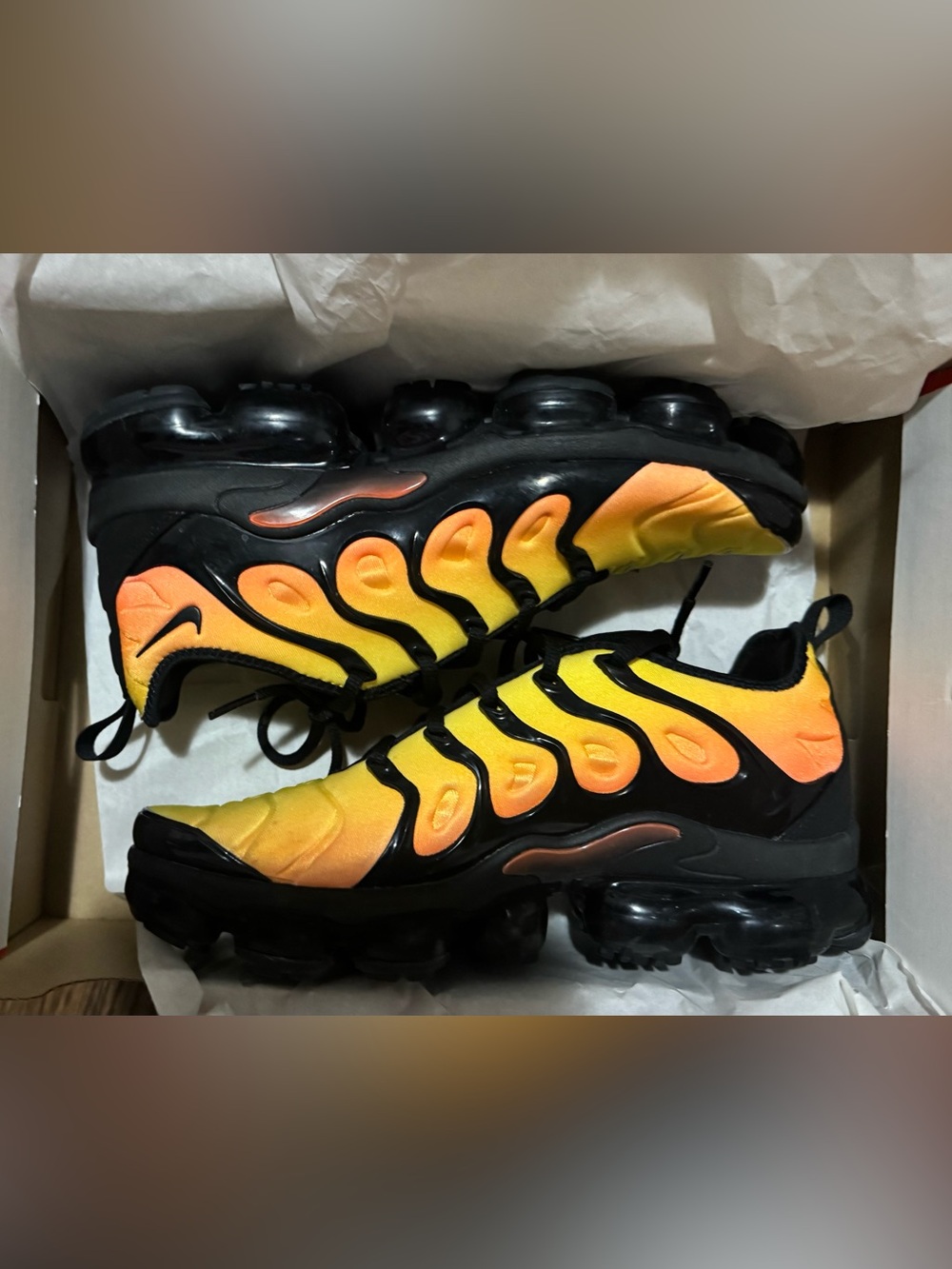 Nike Men's VaporMax Plus Gradient Yellow-Orange Sneakers